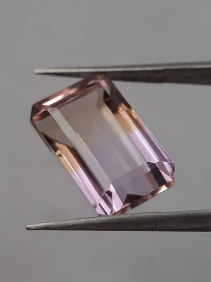 Natural purple and yellow Ametrine - 11.08 ct - AAA grade - octagon - unheated - Bolivia