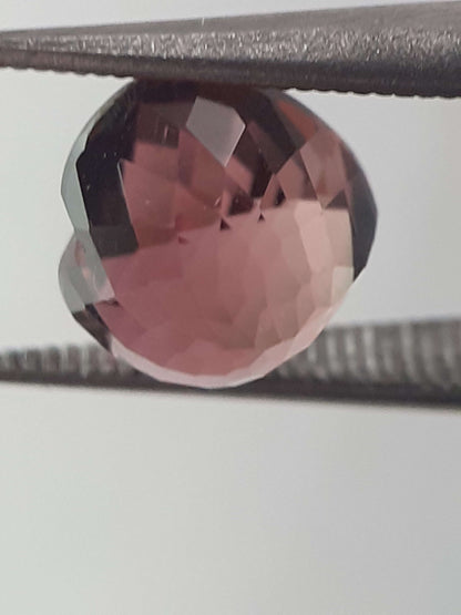 Natural Purplish pink Tourmaline - 1.74 ct - heart - unheated - certified by NGB