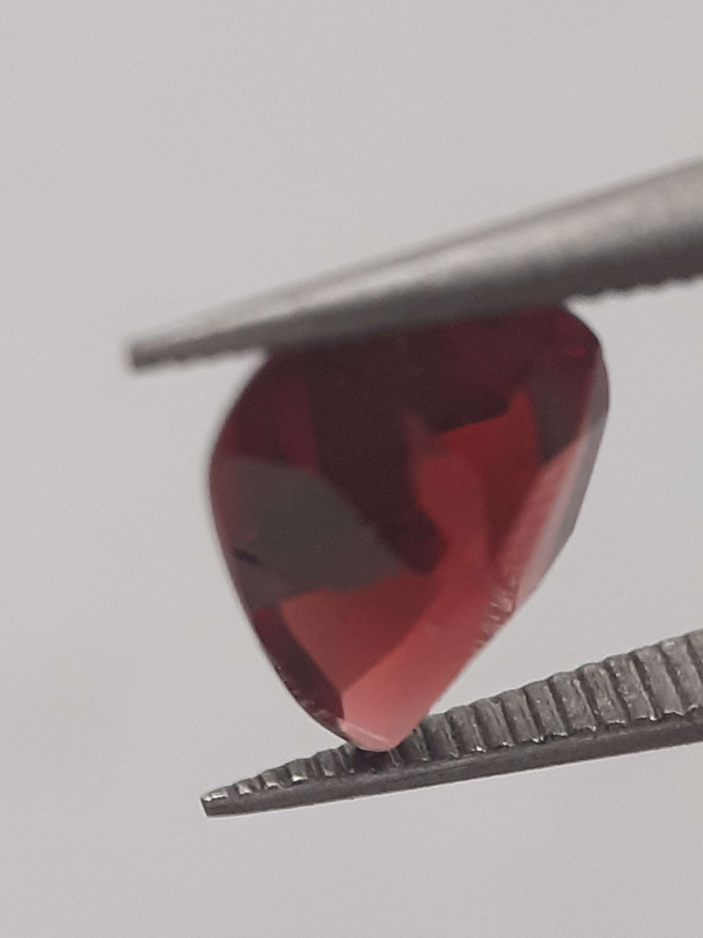 Natural purplish pinkish red Rhodolite Garnet - 1.074 ct - pear - unheated.