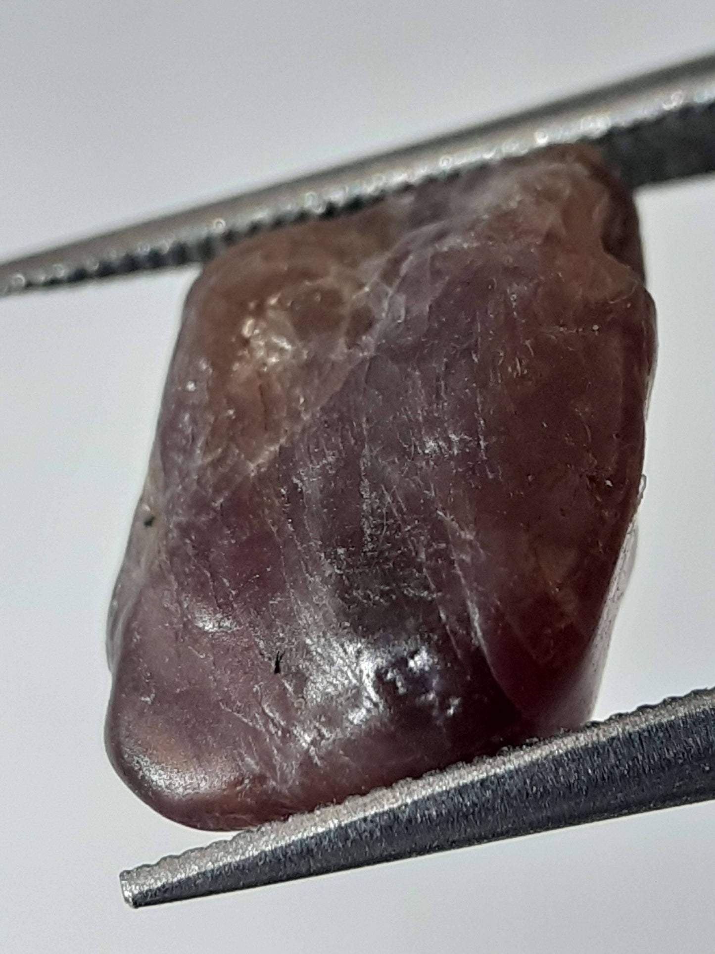 Natural purplish red Spinel - 4.637 ct - Rough Gemstone - unheated