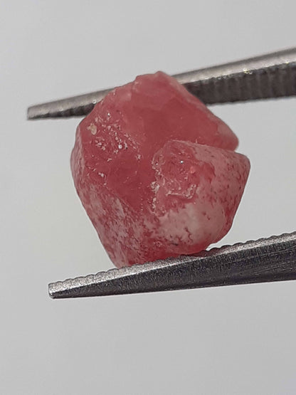 Natural Red Spinel - 1.67 ct - Rough Gemstone - unheated