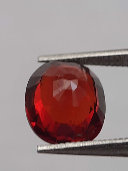 Natural reddish orange Spessartite Garnet - 1.79 ct - Oval - unheated