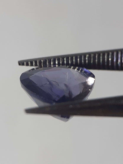 Natural Violet Bluet Iolite - 1.12 ct - pear - unheated - certified by NGB - Natural Gems Belgium