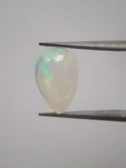 Natural Welo Opal - play of color - 1.49 ct - pear - unheated - certified by NGB