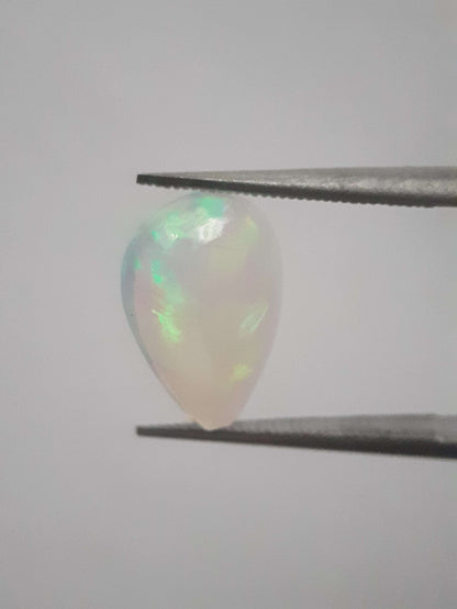 Natural Welo Opal - play of color - 1.49 ct - pear - unheated - certified by NGB