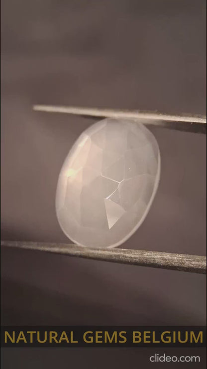 Natural light pink rose quartz - 12.417 ct - oval - rose cut