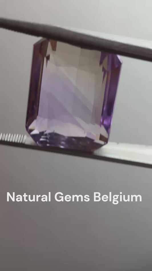 Natural light purple and yellow Ametrine - 17.98 ct - octagon - unheated - Bolivia - certified by NGB