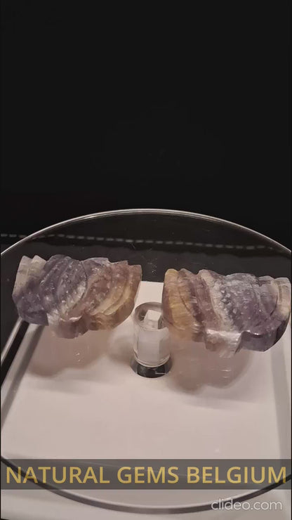 Natural Fluorite - rainbow - flower - 88 ct - handcarved