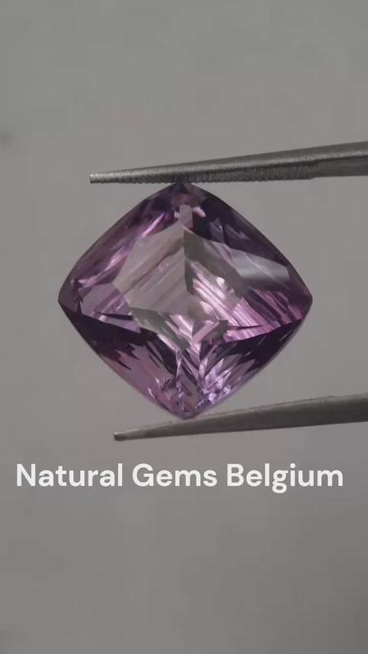 Natural purple Amethyst - 9.589 ct - cushion - custom cut - unheated