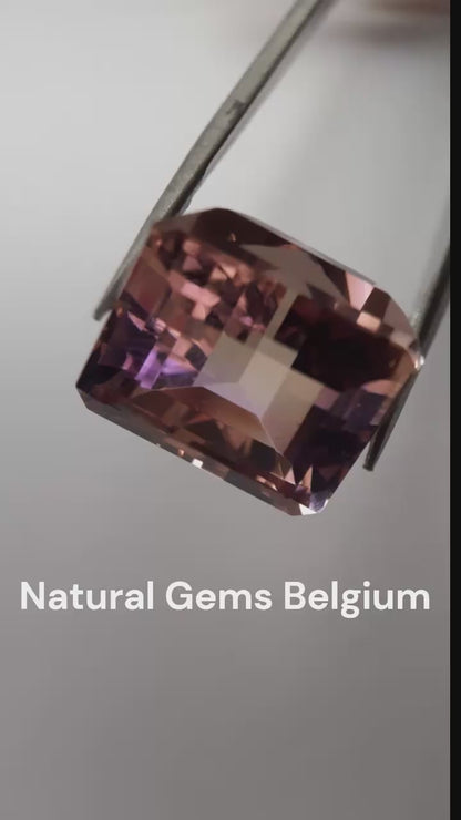 Natural purple and yellow Ametrine - 14.20 ct - AAA ++ grade - octagon - unheated - Bolivia - certified by NGB