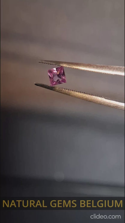 Natural Purple Sapphire - 0.173 ct - Square cut - unheated - Africa - Purple