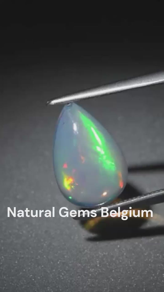 Natural Welo Opal - play of color - 1.49 ct - pear - unheated - certified by NGB