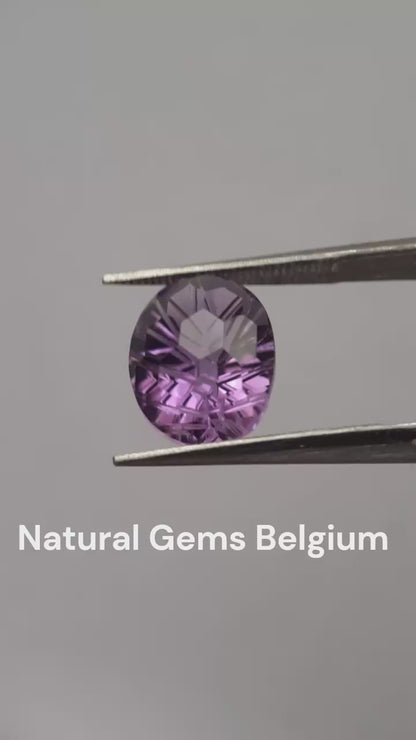 Natural violet purple Amethyst - 2.774 ct - oval - custom cut - excellent cut