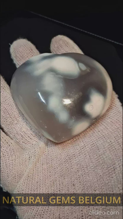 Natural Agate Palmstone - heart shaped - orca agate