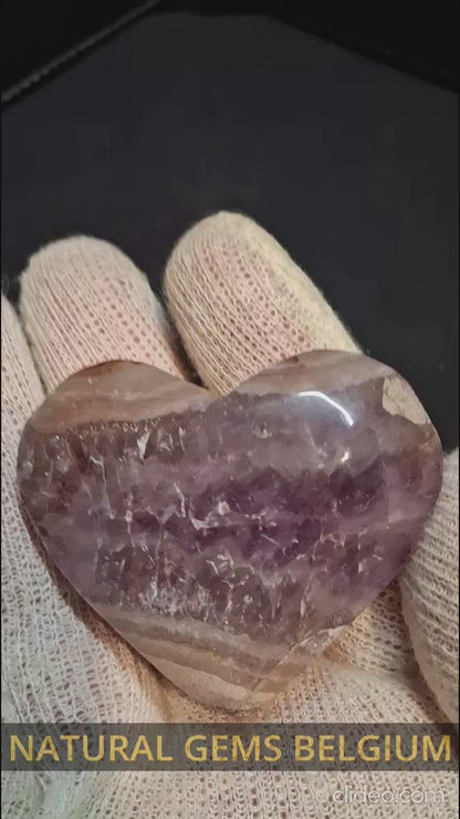 Natural Amethyst Palmstone - heart shaped - amethyst with lace agate - chipped