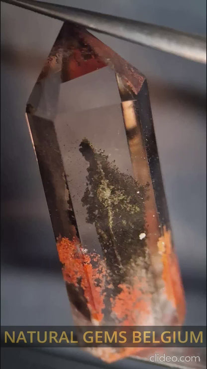 Crystal point of Phantom Quartz - multicolored scenic - hexagon - 4.1 cm