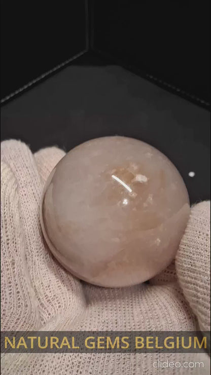 Natural Agate Sphere - 5.6 cm - beige to light brown