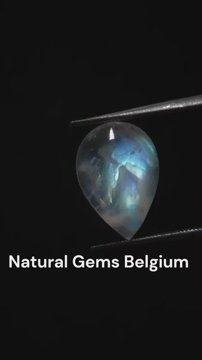 Natural Moonstone - blue adularescence - 3.319 ct - pear