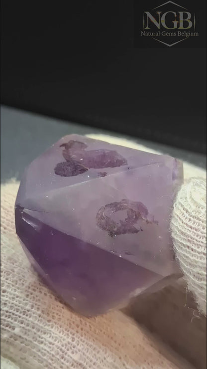 Rough amethyst - Amethyst Crystal Point - 4.6 x 4.2 cm
