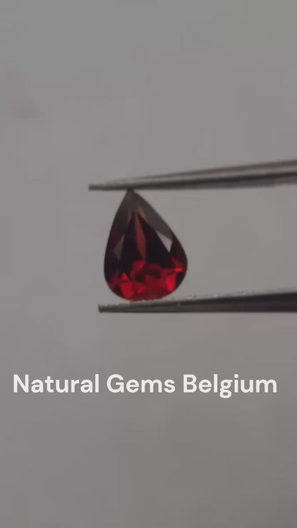 Natural red Rhodolite Garnet - 1.154 ct - pear - unheated