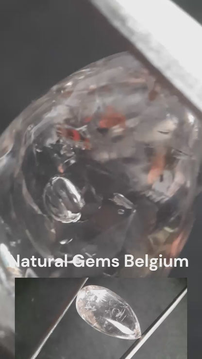 Natural Clear quartz - enhydro quartz crystal - 21.836 ct - rough pear-like polished crystal