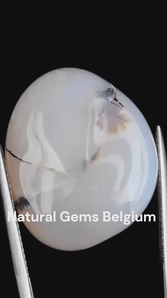 Natural light purple Agate - 56.13 ct - free form cabochon - with moss inclusion