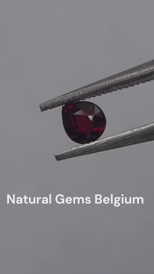 Natural deep red Ruby - 0.20 ct - Pear - unheated - certified by NGB