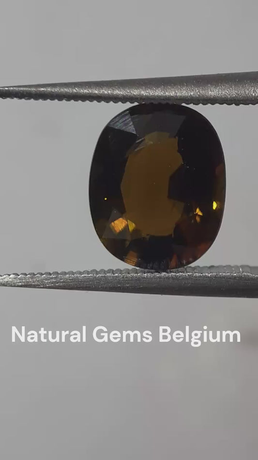 Natural Yellowish orangy green Chrome Tourmaline - 1.78 ct - oval - unheated - certified by NGB