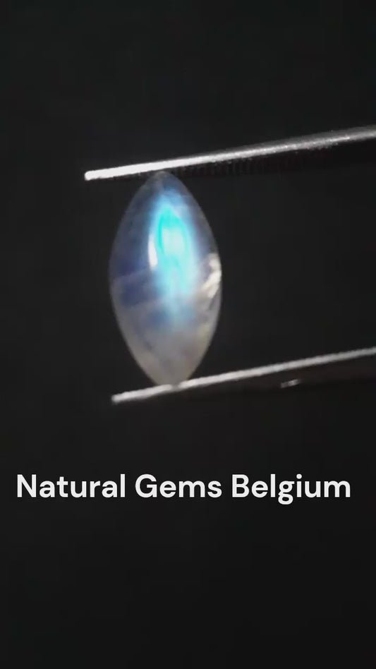 Natural Moonstone - light greenish blue adularescence - 2.203 ct - marquise - certified natural