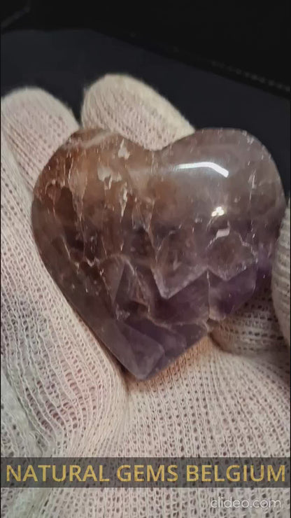Natural Amethyst Palmstone - heart shaped - Mexico