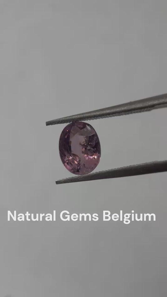 Natural Pinkish Purple spinel - 1.09 ct - oval - unheated - certified by NGB