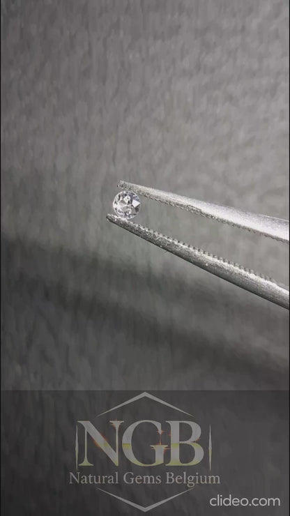 Natural White Sapphire - 0.038 ct -2 mm Round cut - heated - Africa