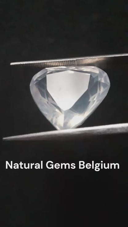 Pierre de lune naturelle facettée - adularescence bleu clair - 15,003 ct - Poire