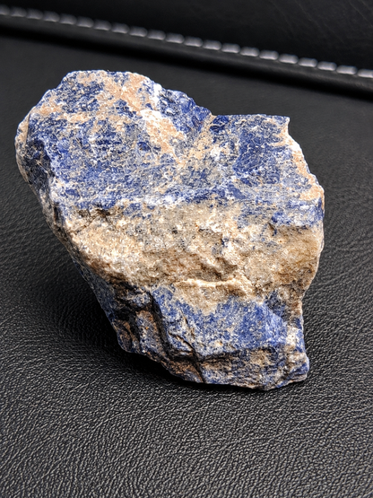 Rough Blue Sodalite – 43g Natural Crystal - Natural Gems Belgium