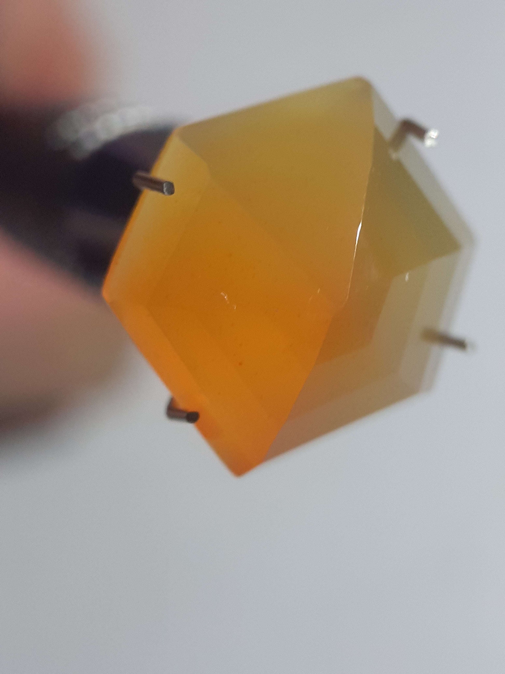 yellow orange Carnelian,rose cut, hexagon, 7.15 ct All Carnelian Gemstones - Faceted Carnelian Natural Gems Belgium