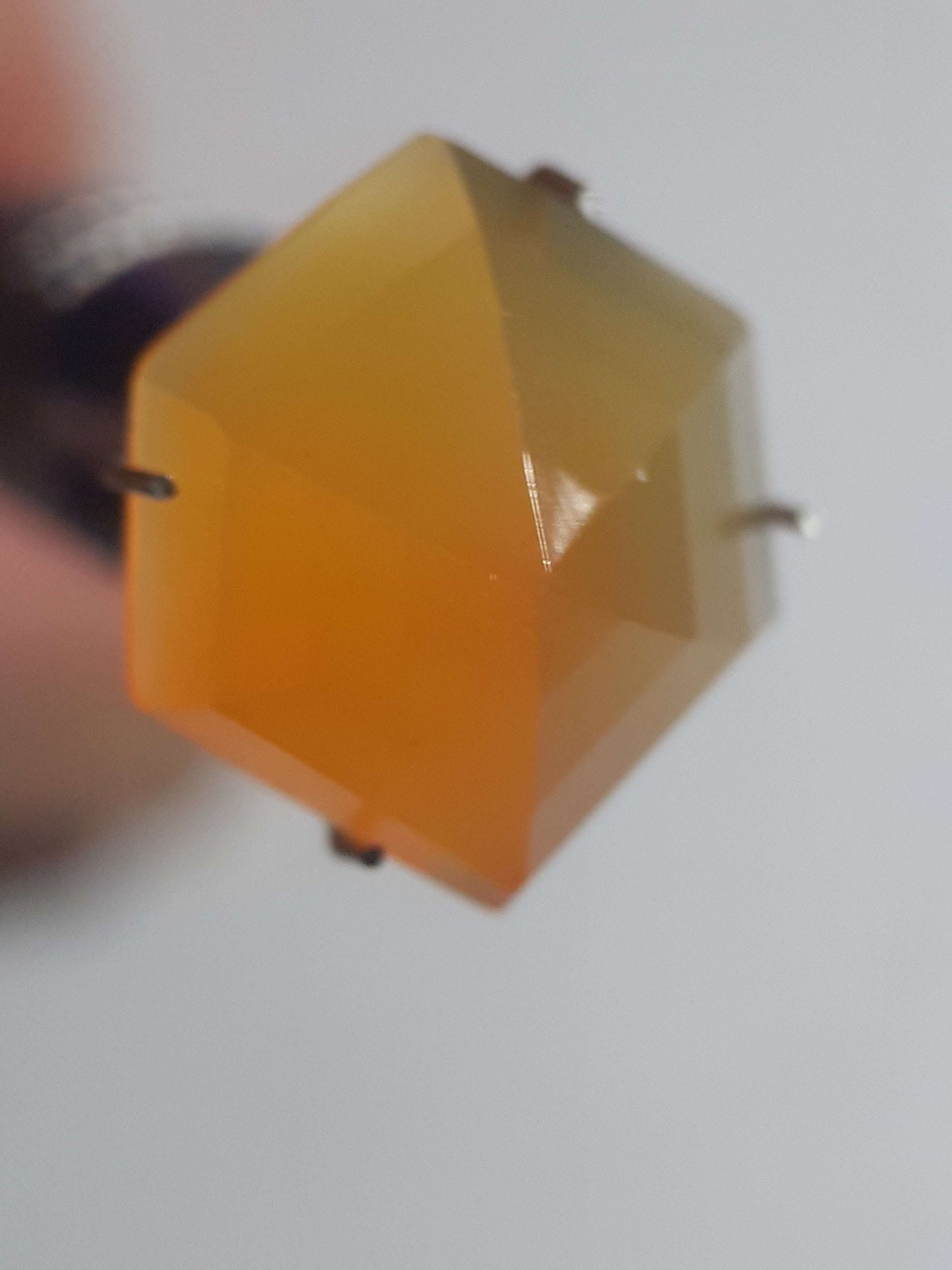 yellow orange Carnelian,rose cut, hexagon, 7.15 ct All Carnelian Gemstones - Faceted Carnelian Natural Gems Belgium